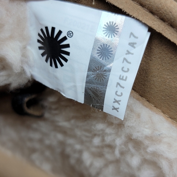 UGG Greda Waterproof Duck Boot Brown Leather Suede 1112650 Women Sz 5 Pre-owned - Picture 10 of 11